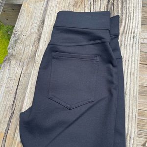 Spanx- perfect ankle pant